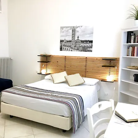 La Coroncina Lejlighedshotel Siena