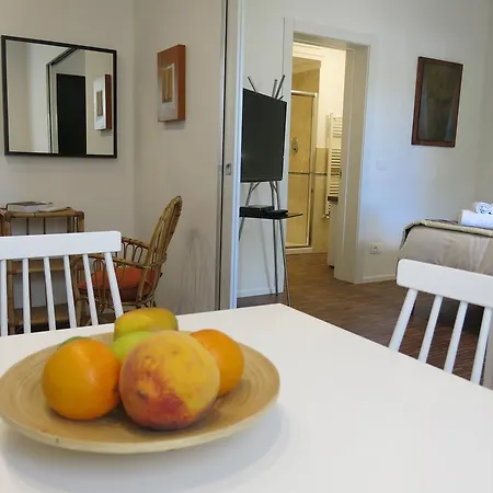 Hotel apartamentowy La Coroncina 2*